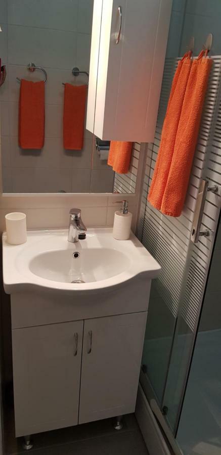 Orhideja Osijek Apartment ภายนอก รูปภาพ